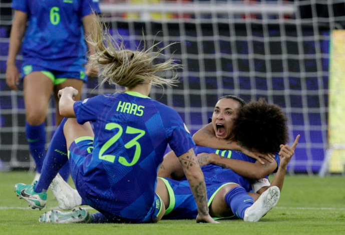 Brasil conquista a nona Copa América Feminina após final épica com a Colômbia